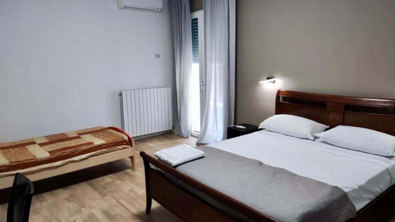 Dimora Rudiae Lecce B&B 외부 사진